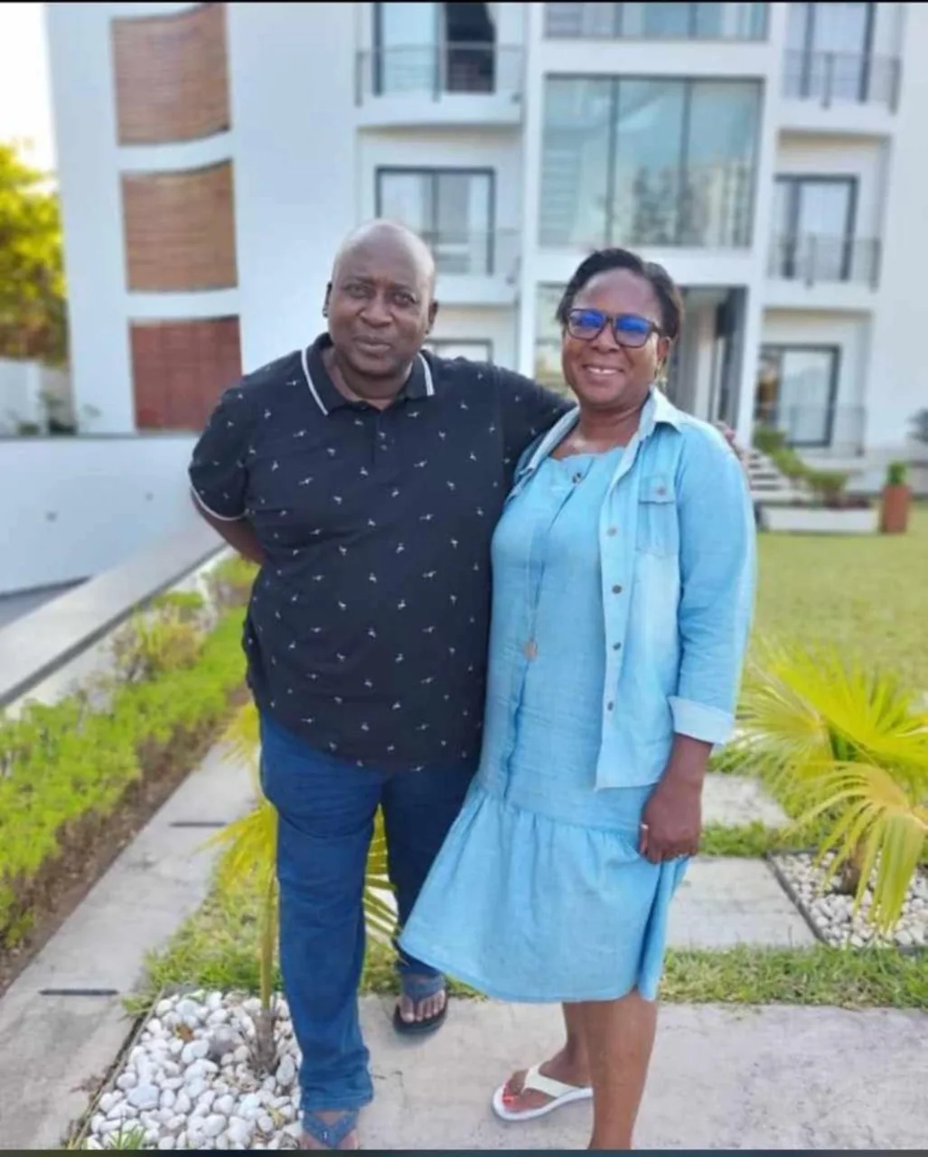 Bishop Mpeli na Mchungaji Neema wakiwa pamoja